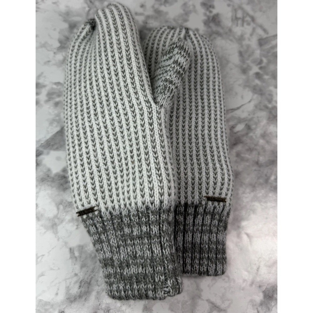 LL Bean Women's Mittens Gray & White Ribbed Sweater Knit Fleece Lined L.L. Bean